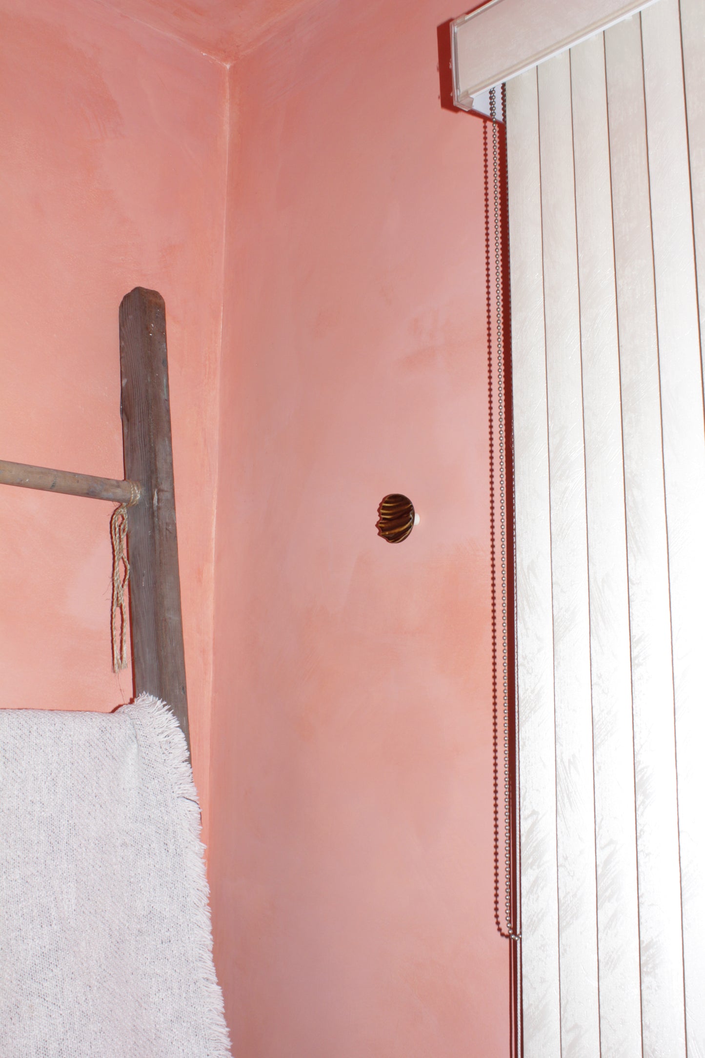 Gneiss Wall Hook